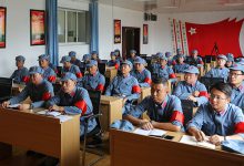 認真回顧革命歷史